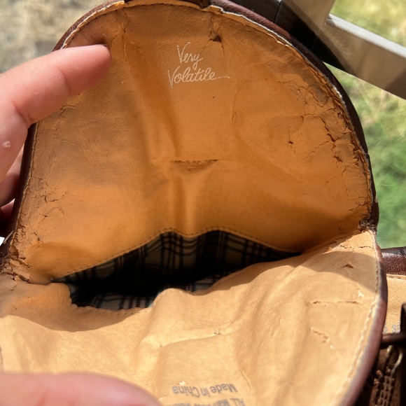 Very Volatile Boots - Picture 2 of 10